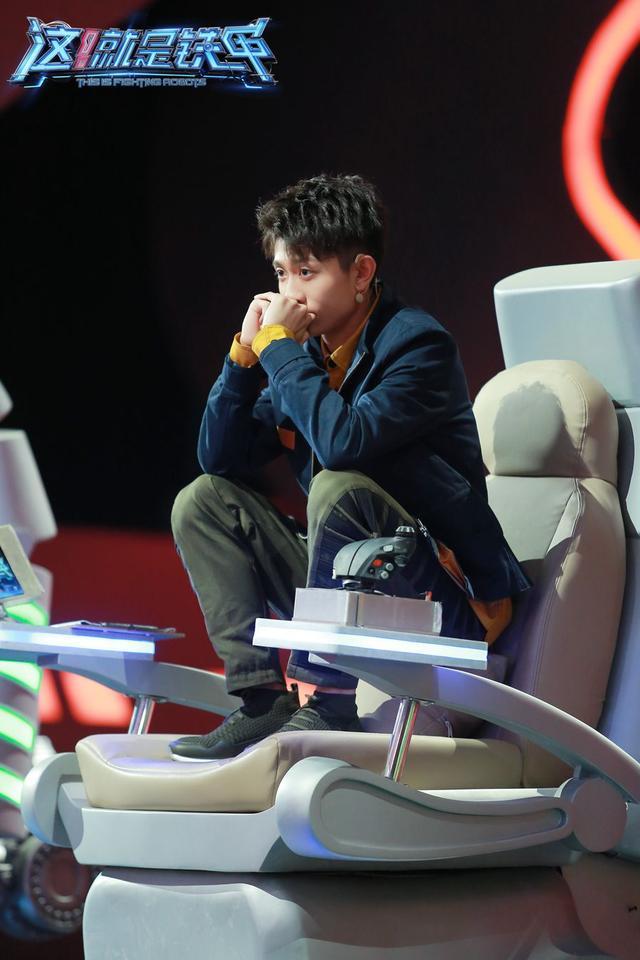 《这就是铁甲》第一季冠军强势出炉 郑爽成最