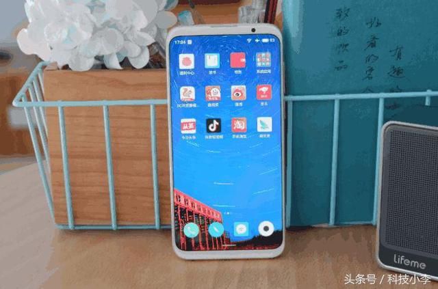 2699元的小米8和2698元的魅族16th,哪一款更