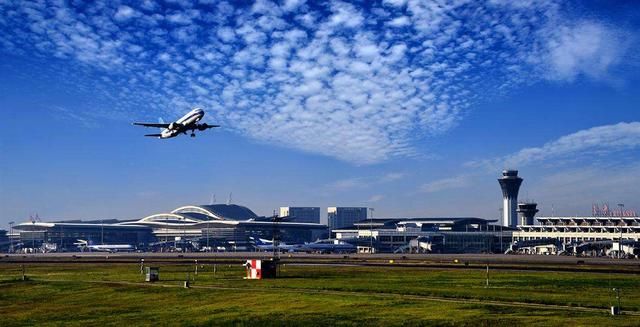 湖南长沙是新一线城市,作为交通重要枢纽的湖