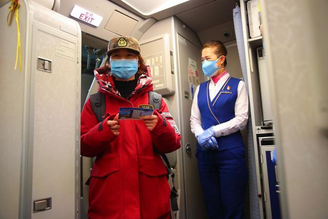 辽宁省第二批对口支援湖北襄阳医疗队出征(图5) 辽宁省第二批对口支援湖北襄阳医疗队出征(图5)