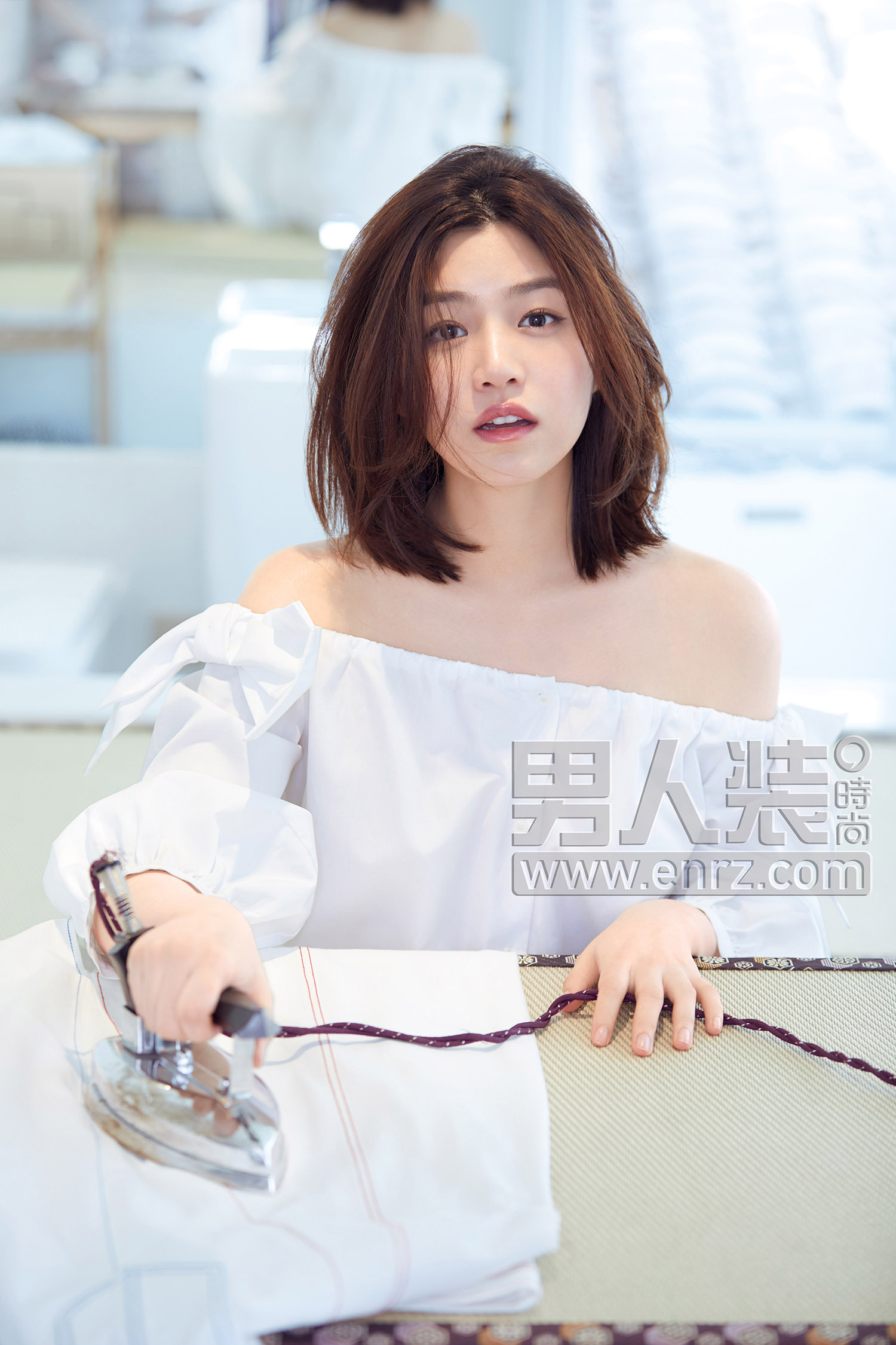 陈妍希男人装 "辣妈"浴缸诱惑