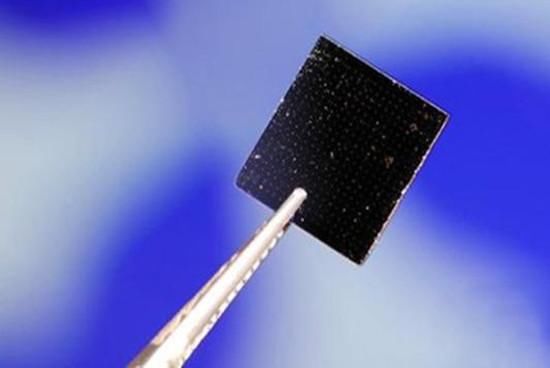 华丽家族中标石墨烯微片项目 聚焦动力电池主