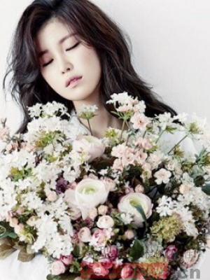 韩式女生披肩烫发 时尚浪漫迷人