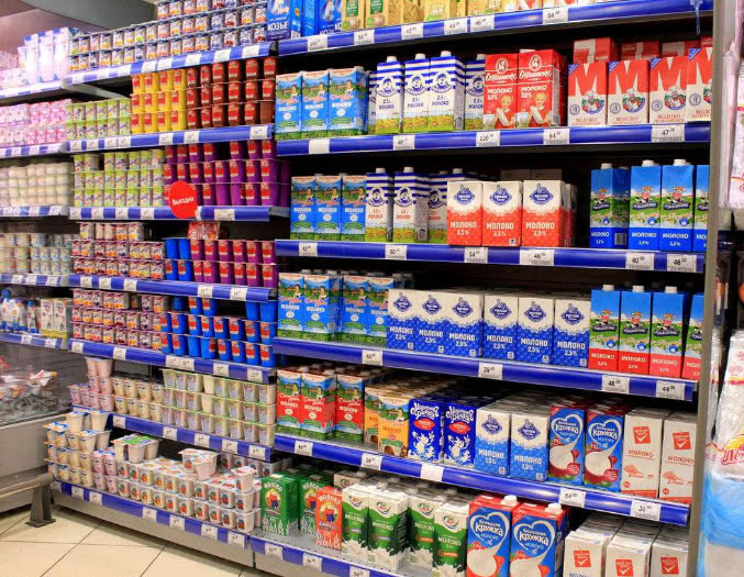 为什么果汁饮料瓶是圆的,而牛奶盒却是方的?瞬