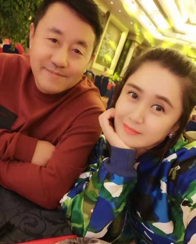 赵本山最器重的弟子,却因打人让恩师心寒,如今娶小19岁的娇妻