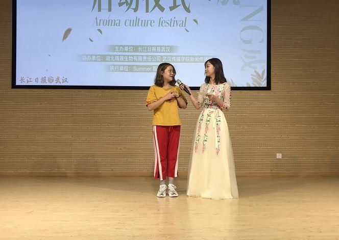 大学男生竟为军训买5瓶防晒霜,你凭什么不为了