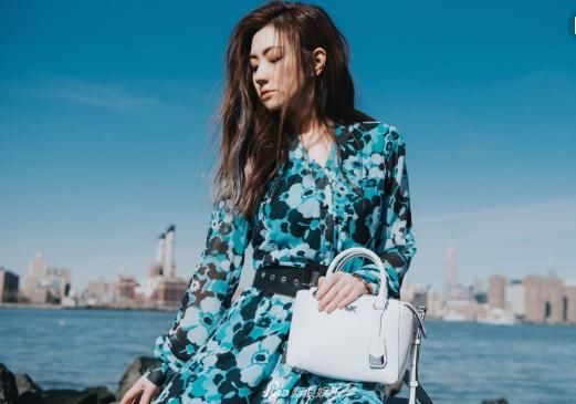 Selina疑似恋情被曝光是怎么回事 还原事件的始末终于真相了