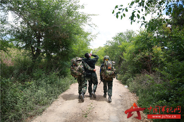 6月12日,武警吉林省總隊在長春,吉林,白城三個地區深山密林,低窪沼澤