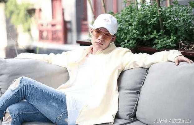 pgone圣诞夜歌词留下李小璐事件的密码,只是大