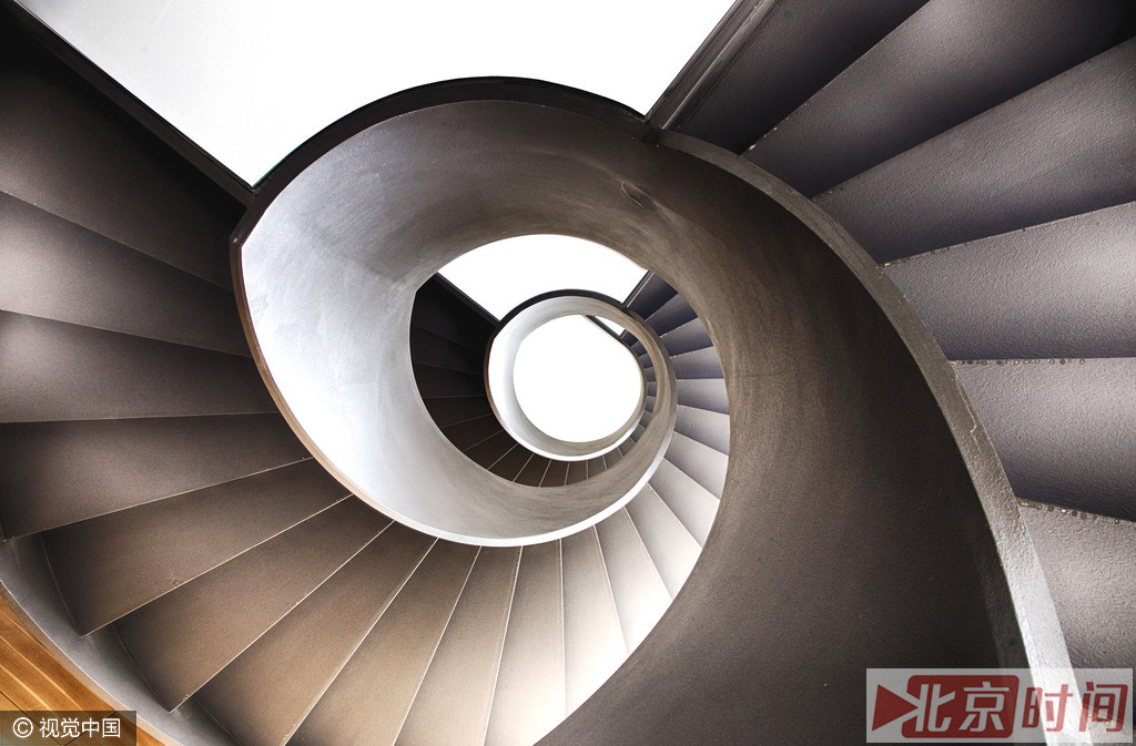 Romina Kutlesa拍摄的楼梯。