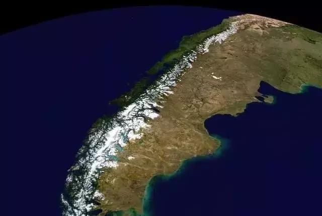 世界上最长的两大山脉:一座4800公里,一座890