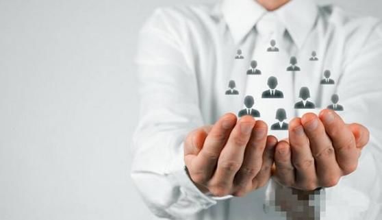 销售人员在跟进老客户的时候应该怎么开场白呢