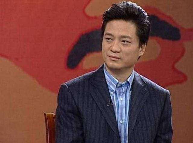 崔永元手撕范冰冰冯小刚事件升级, 官媒相继发