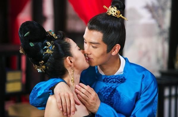 盛一伦张天爱新剧再度合作 太子妃夫妇甜蜜同