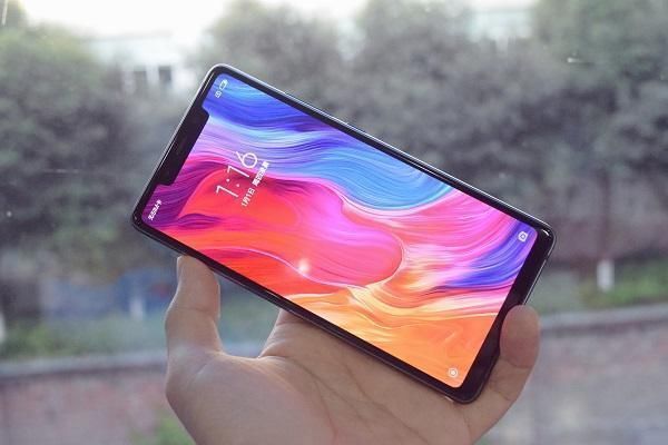 与小米8同源:三星屏幕+10nm+64GB+双摄+MI