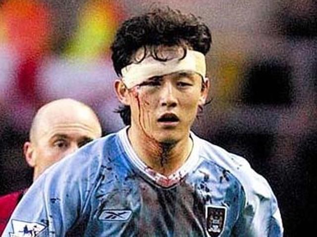 02年国足用腹肌秒杀现役肚腩纹身白斩鸡!U19