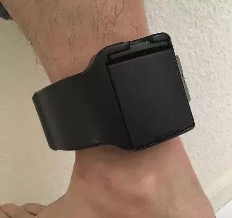 放弃中国好工作来到美国申请庇护?等待面谈期