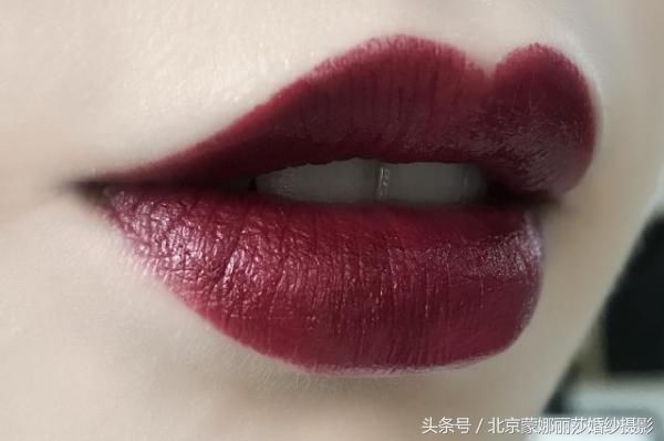 吴昕弄断口红想秒删微博,网友喊话潘玮柏?!口