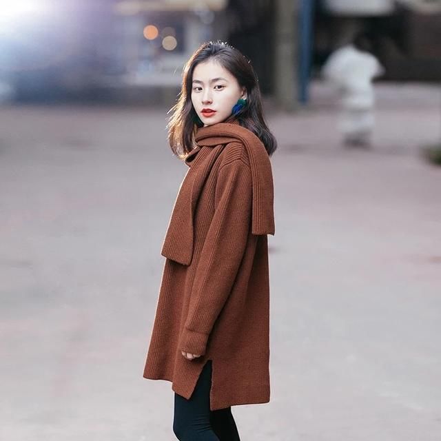 适合小个子穿的中长款毛衣