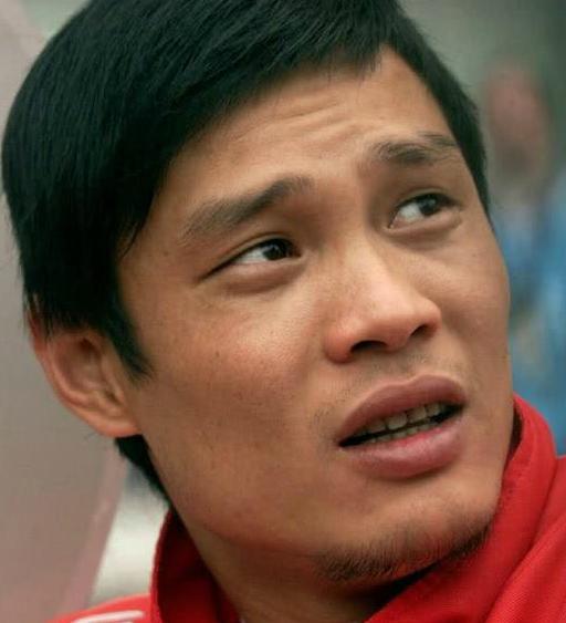 曾经的中国足球队队长上海出生的范志毅