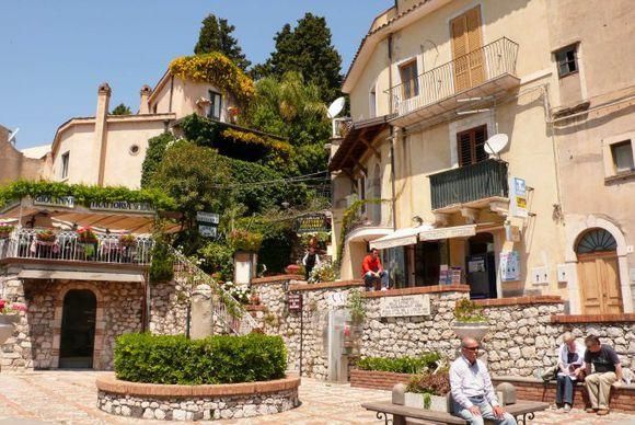 西西里岛:美丽传说,意大利最贫穷,治安最差的地区