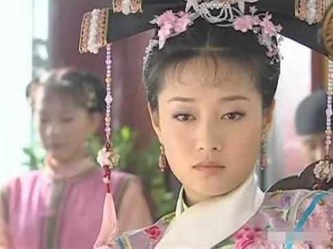 《还珠格格第三部》火了却是她们,还有人拍起了性感写真 《还珠格格第三部》火了却是她们,还有人拍起了性感写真