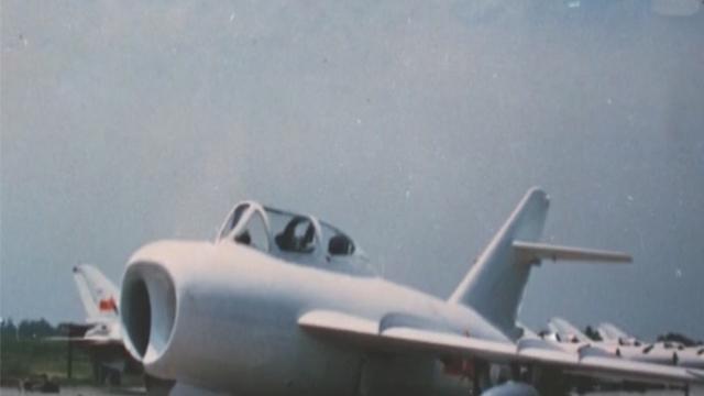 傅前哨:歼-5同温层出击很危险 傅前哨:歼-5同温层出击很危险