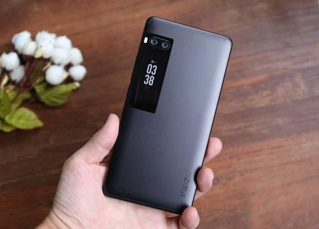 坚果TNT工作站有可能和魅族 Pro7一个命运