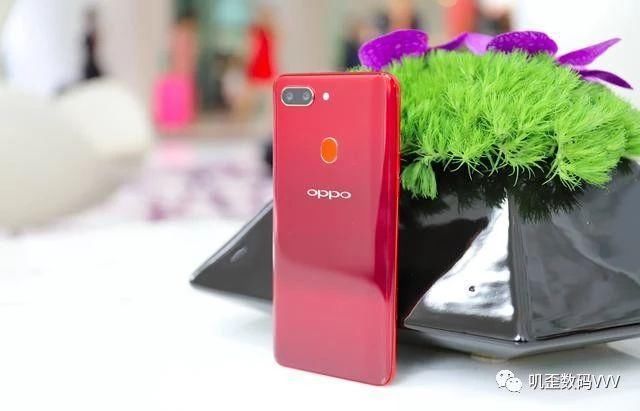 3299元的OPPO R15梦境红到底怎样?2个月真