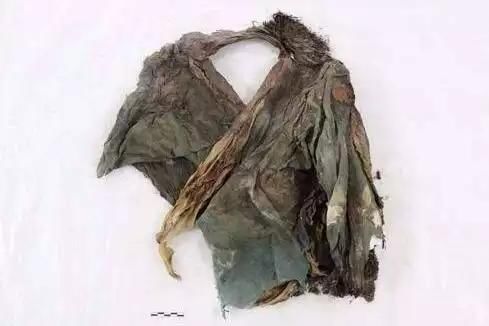 韩国人找到大汉将军李陵墓,身穿汉服下葬证明