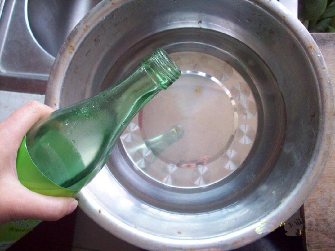 阿莫西林配白醋洗洗脸,斑点皱纹统统跑掉,白如