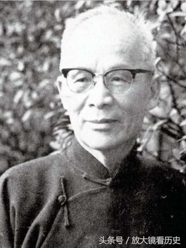 张爱玲的两任丈夫,前夫是渣男她爱的低到尘埃