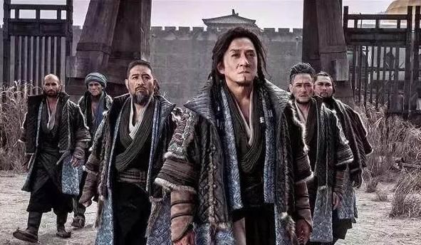 盘点成龙十大古装电影,看过一半以上的都是骨