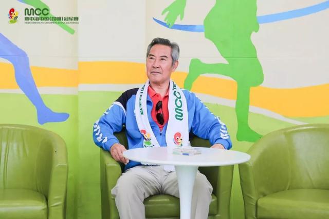 戚务生:再墨守陈规,五年后与发达国家差距越来