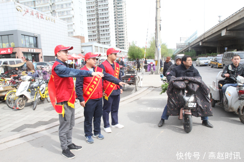 石家庄地铁开展建设文明石家庄 党员干部在行