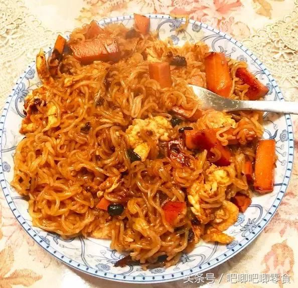 抖音点赞100w+的网红自制美食大盘点 自己在