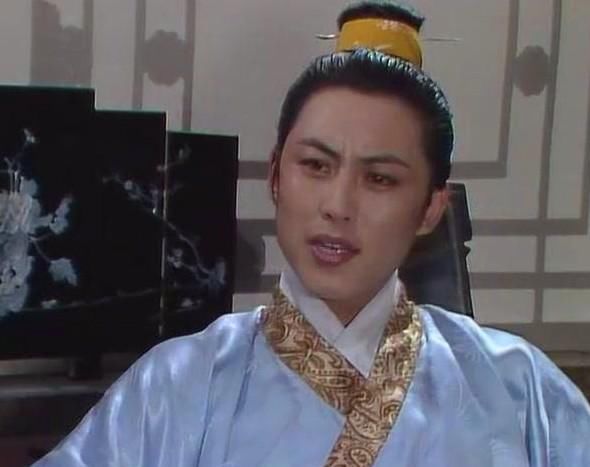 王熙凤虽然深得贾母宠爱,但却得罪了这四个人,岂能不败?