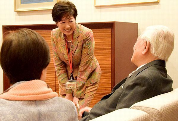 东京都知事或成日本女首相 曾叫李登辉“爸爸”