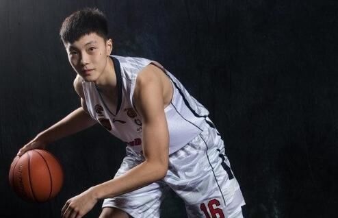 广东宏远突然多了一位锋线得分型球员,这下朱