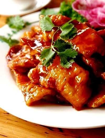 当爱偷井盖的河南人撞见爱打架的东北人,结