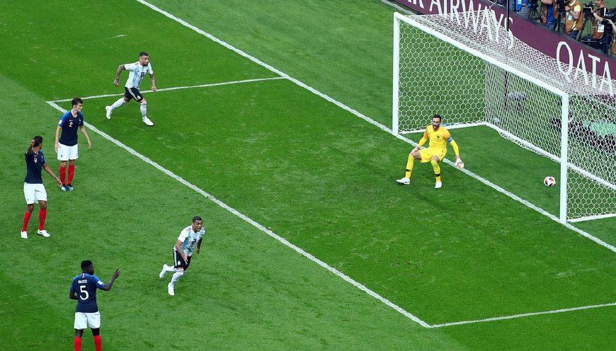 不能唱国歌阿根廷3比4负法国,19岁新星姆巴佩