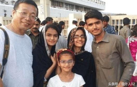 巴基斯坦人来中国旅游,却抱怨连一顿饭都吃不