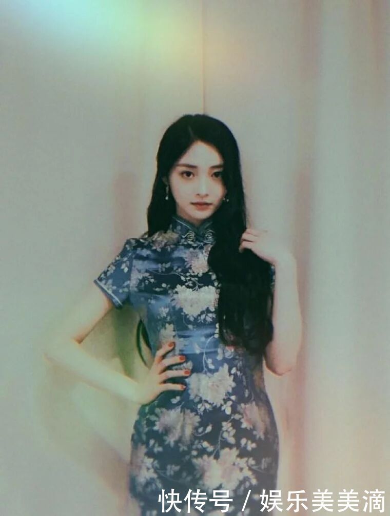 在韩务工中国女爱豆的旗袍装,宋茜、程潇和孟