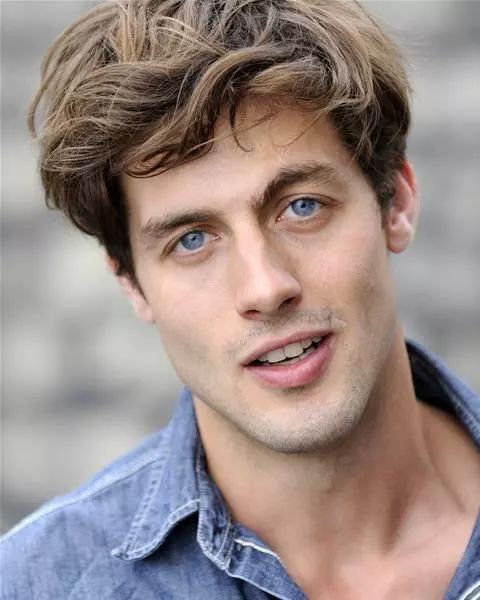 而合: 他们希望根据孩子的特点给予科学的引导,培养和发展其综合素质