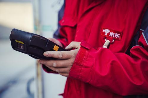 京东取消快递员底薪的背后真相