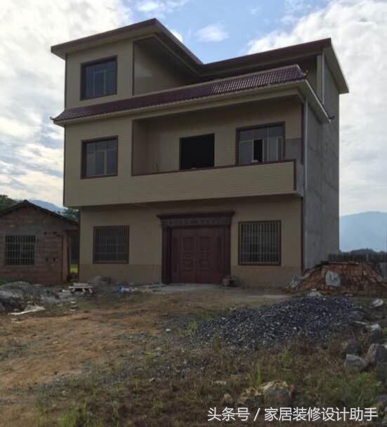 9款地基120平、造价20万的两层半自建房,第5