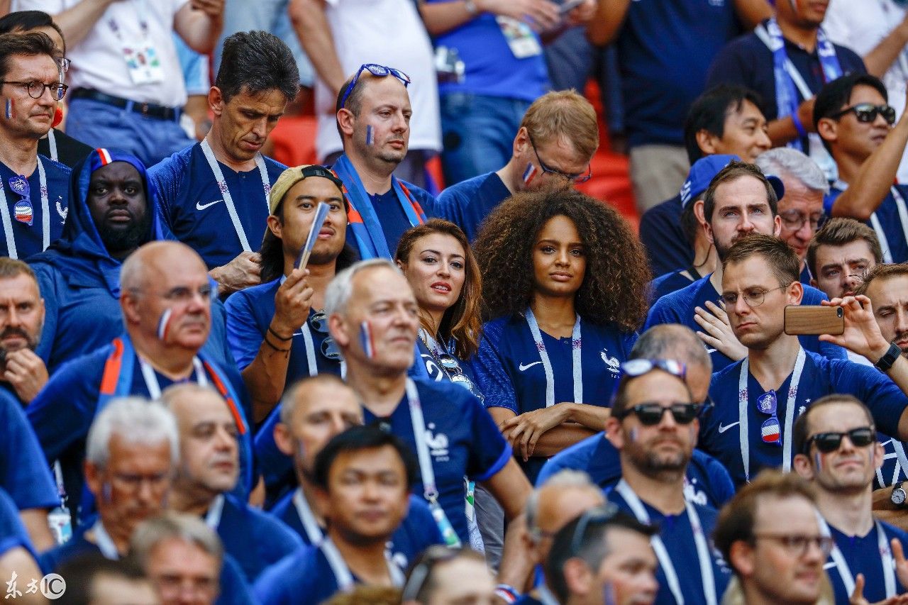 俄罗斯世界杯阿根廷最后一场比赛的漂亮女球迷