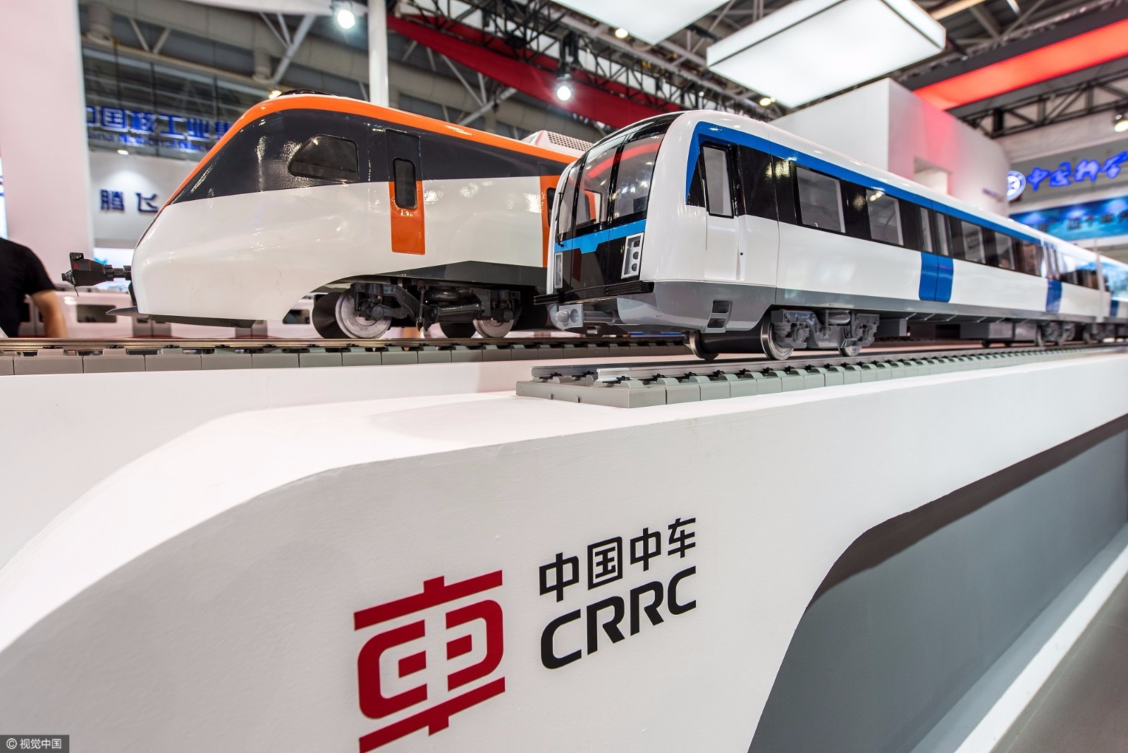 据了解,中国中车境外资产从2013年的30亿元递增到2016年的306亿元