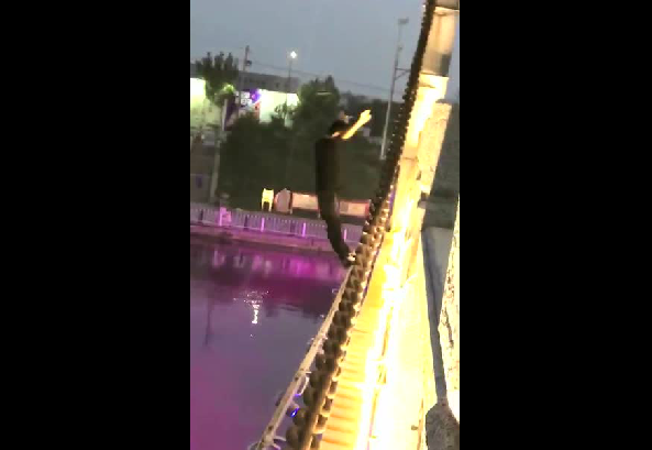 男子跳河自杀 临终挣扎未脱悲剧
