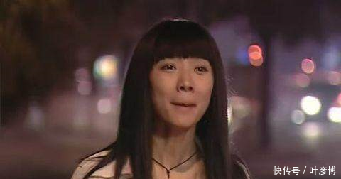 演现状,她销声匿迹街头卖唱,他出轨后却更红!